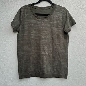 Lululemon Swiftly Tech Short Sleeve (Breeze) *Relaxed Fit 8